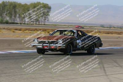 media/Oct-01-2022-24 Hours of Lemons (Sat) [[0fb1f7cfb1]]/10am (Front Straight)/